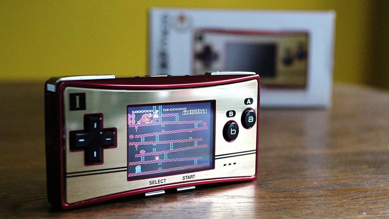 Reggie Fils-Aime foi contra o Game Boy Micro
