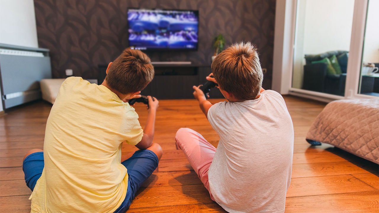 Estudo sugere que videogames aumentam performance cognitiva de crianças